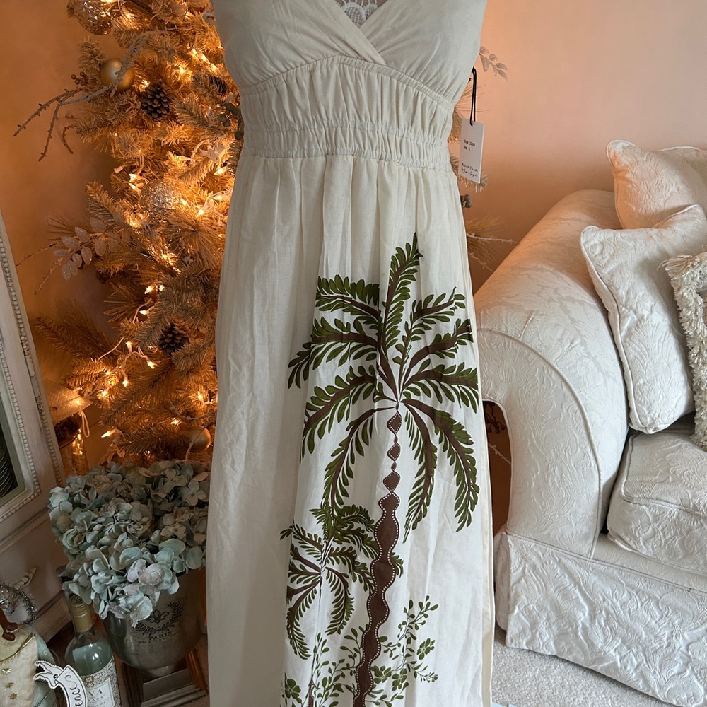 Elegant Cream Maxi Dress with Palm Tree Design - Picture 14 of 16